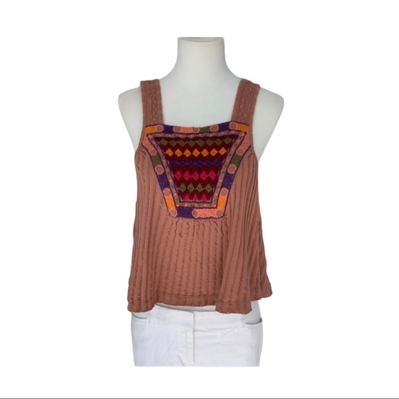 NWT Urban Outfitters Tank top Brown Embroidered XS - Picture 2 of 8